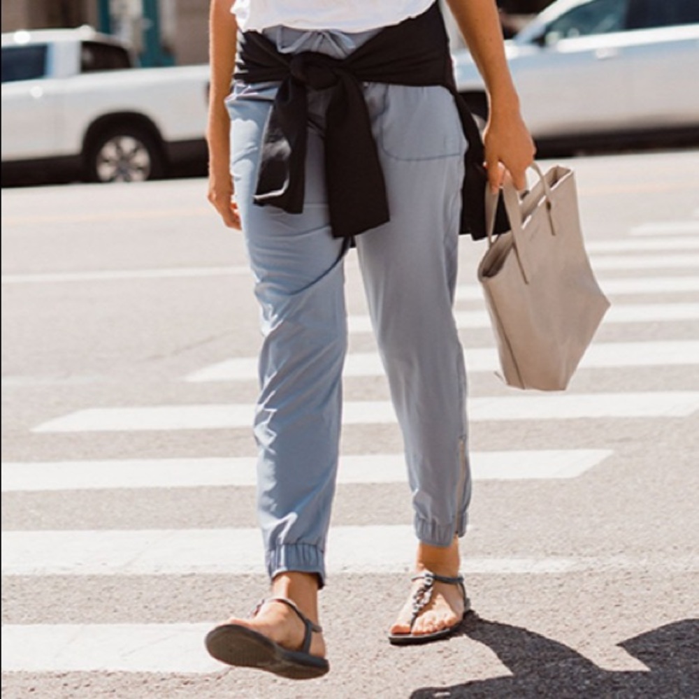 ISO: IN SEARCH OF ALBION FIT JETSETTERS